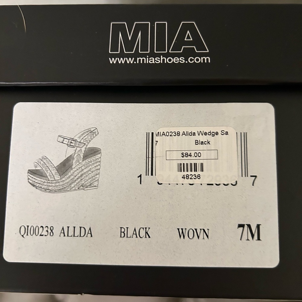 Mia Allda Wedge Women’s Shoe Size 7 Black and White - Picture 4 of 5